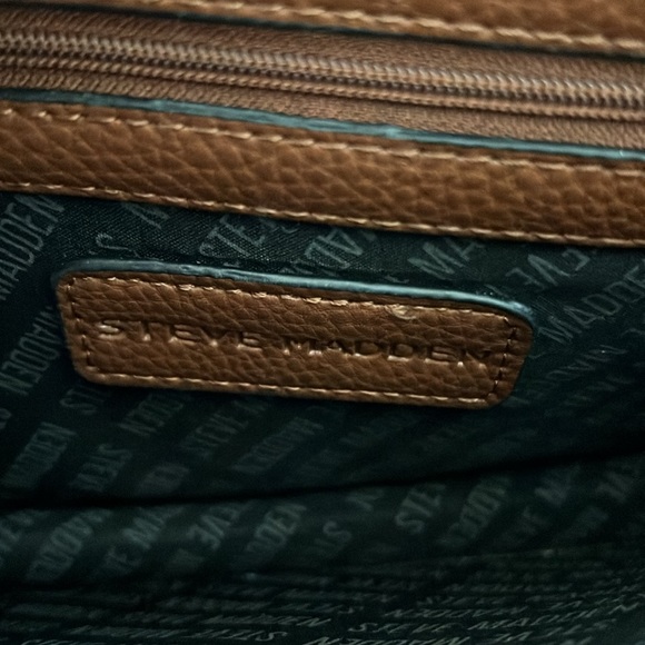 Steve Madden Straw Top Shoulder Bag - Picture 12 of 12